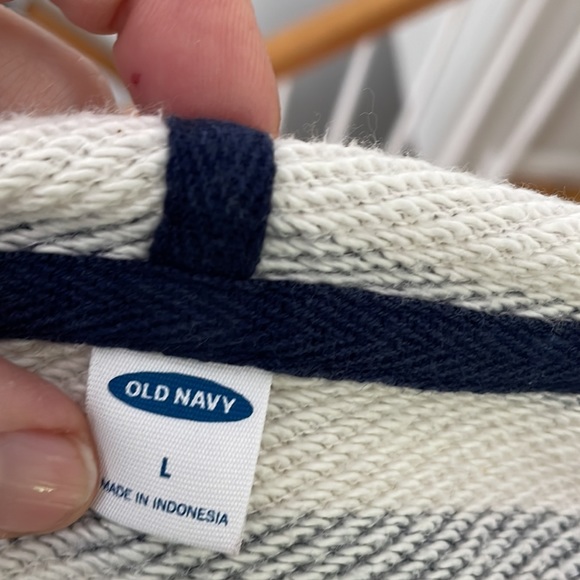 Old Navy Baja Pullover Hoodie - Size LARGE - Picture 5 of 6